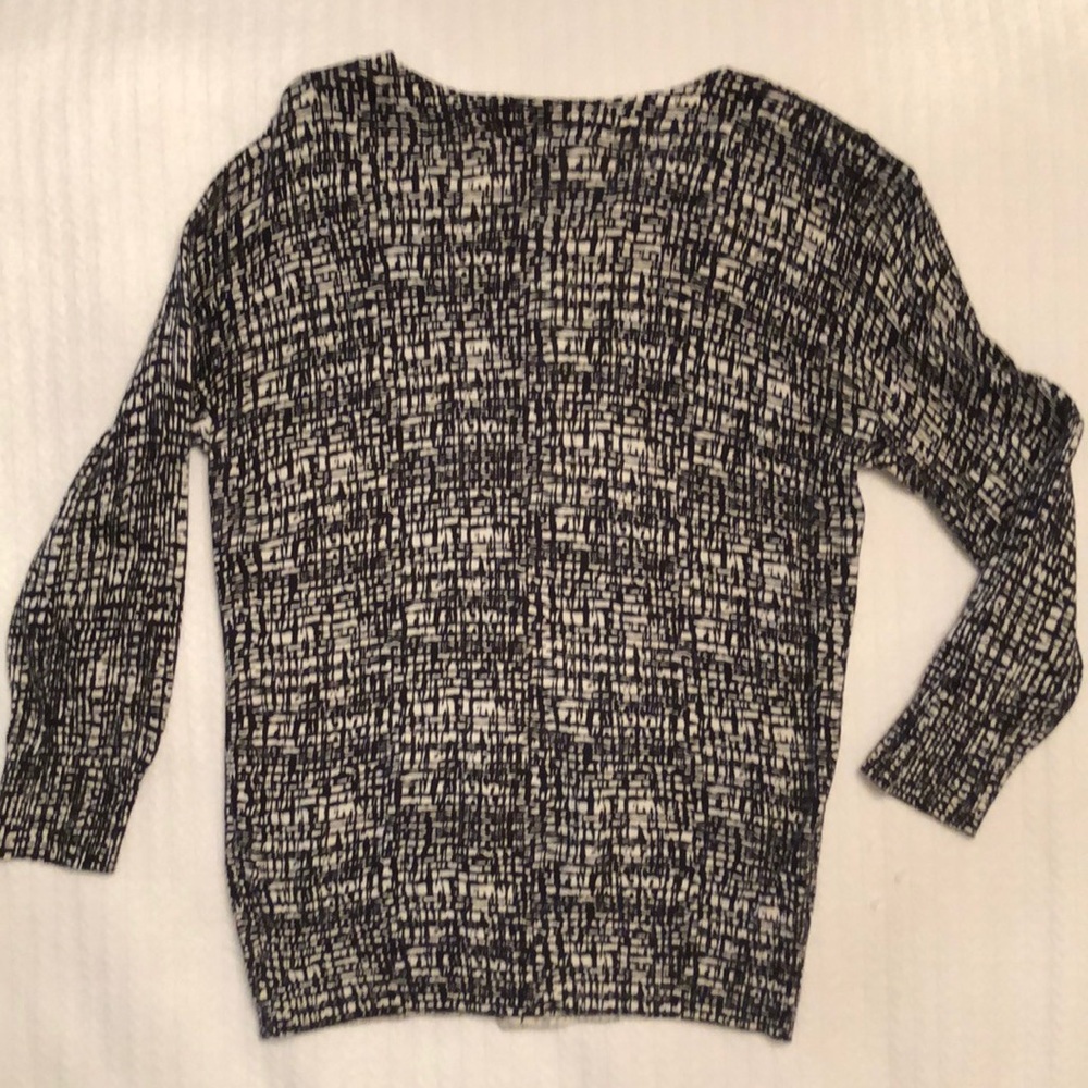 Black/White Patterned Cardigan - image 4